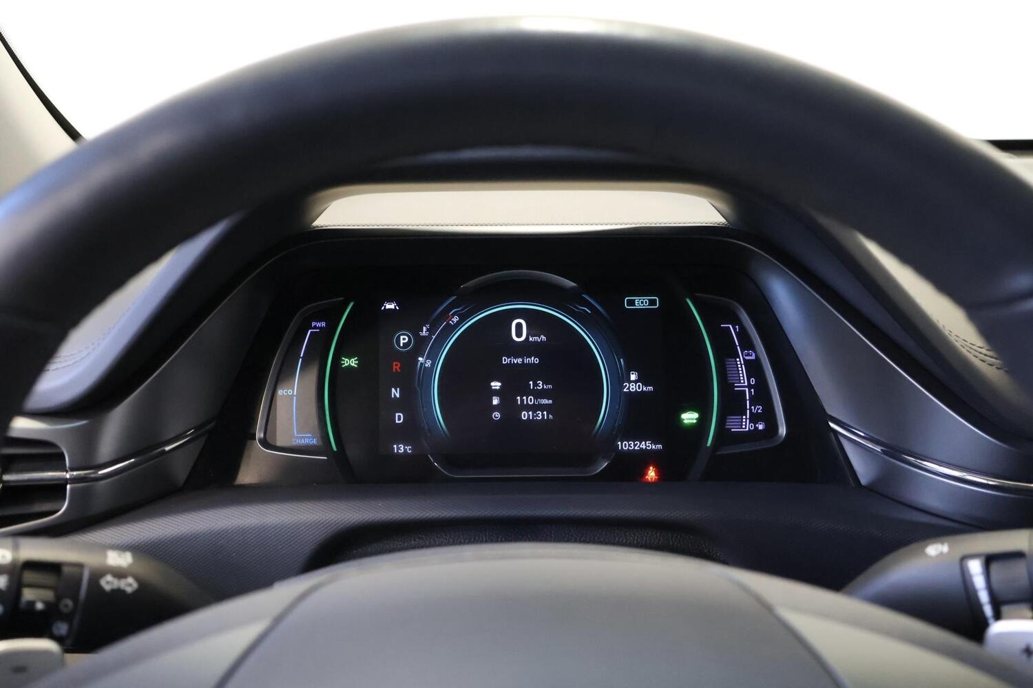 Hyundai IONIQ hybrid vaihtoauto