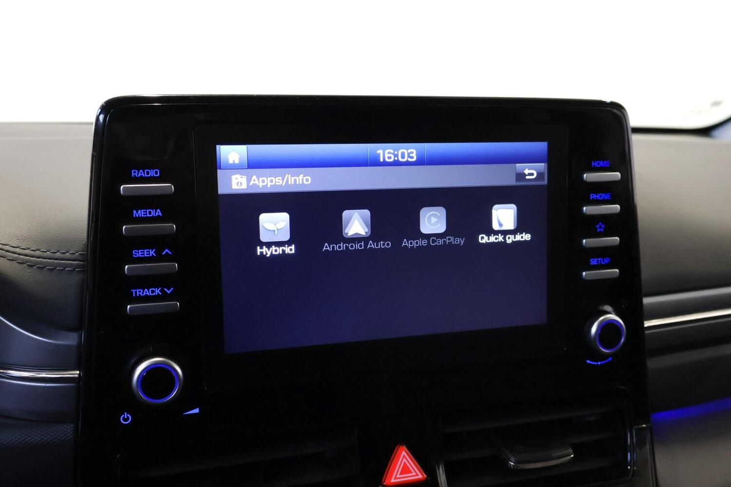 Hyundai IONIQ hybrid vaihtoauto