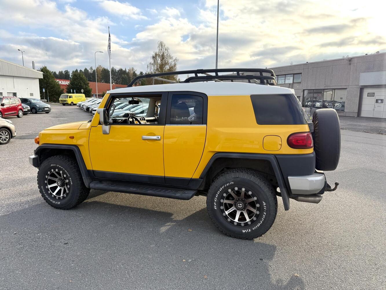 Toyota FJ Cruiser vaihtoauto