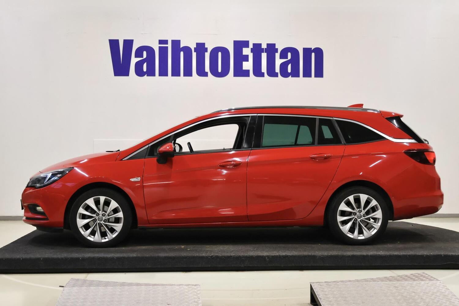 Opel Astra vaihtoauto