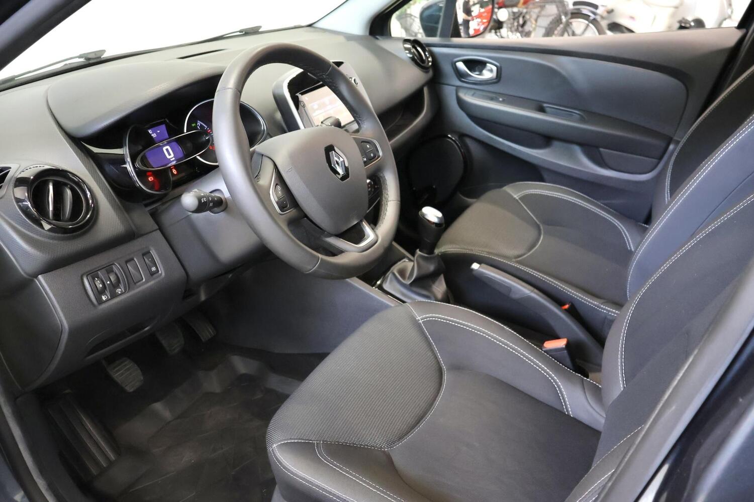 Renault Clio vaihtoauto