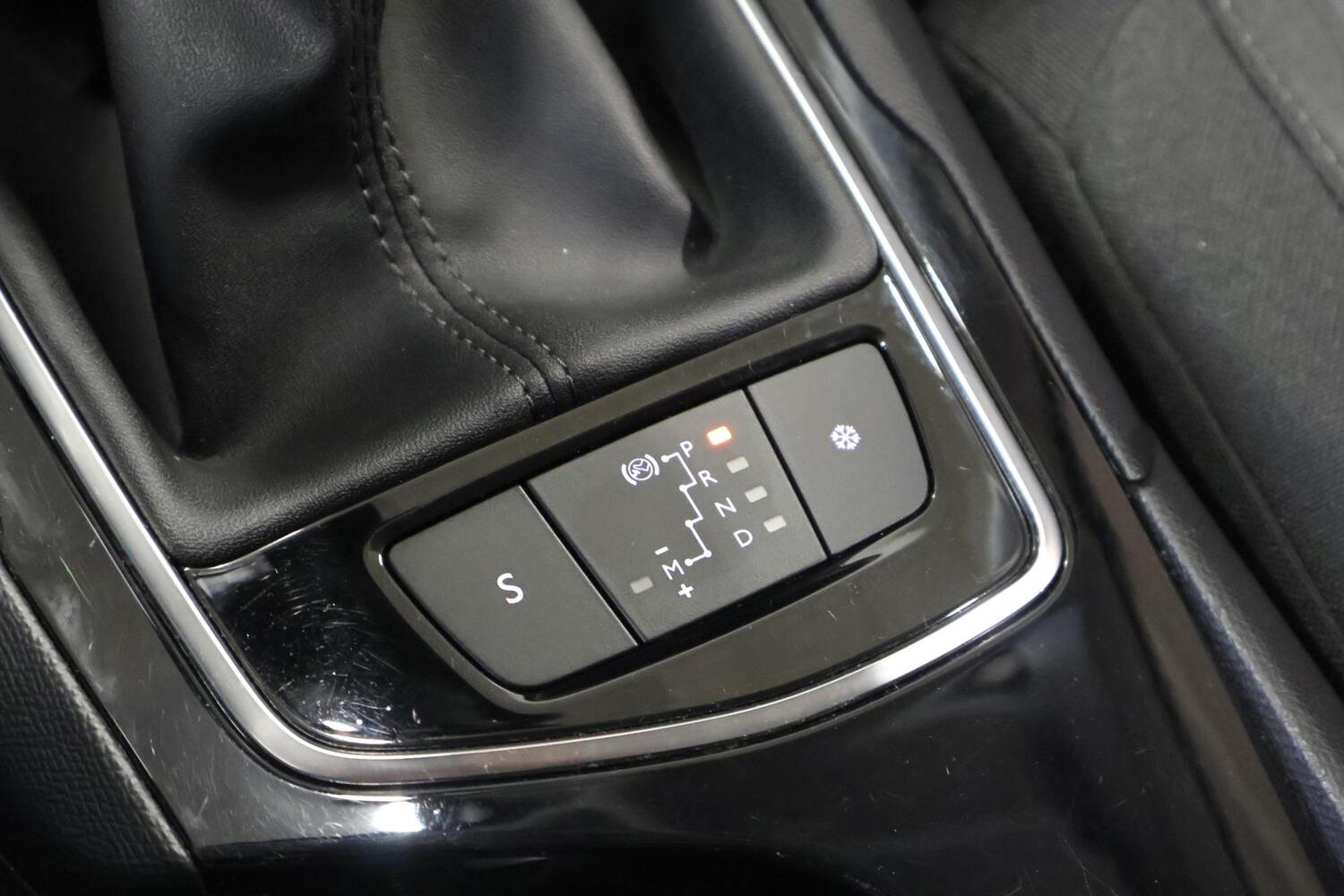 Peugeot 308 vaihtoauto