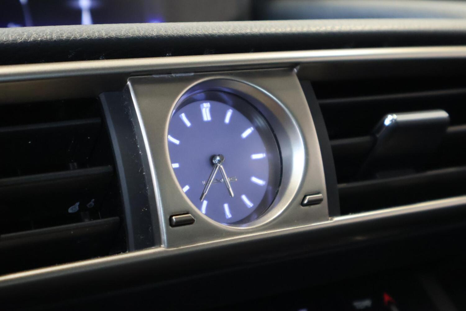 Lexus IS vaihtoauto