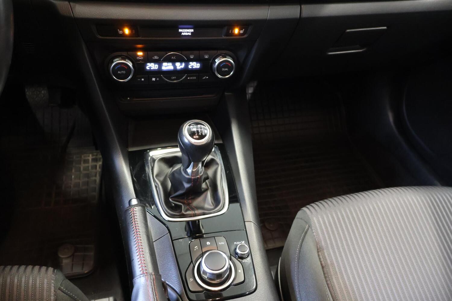 Mazda 3 vaihtoauto