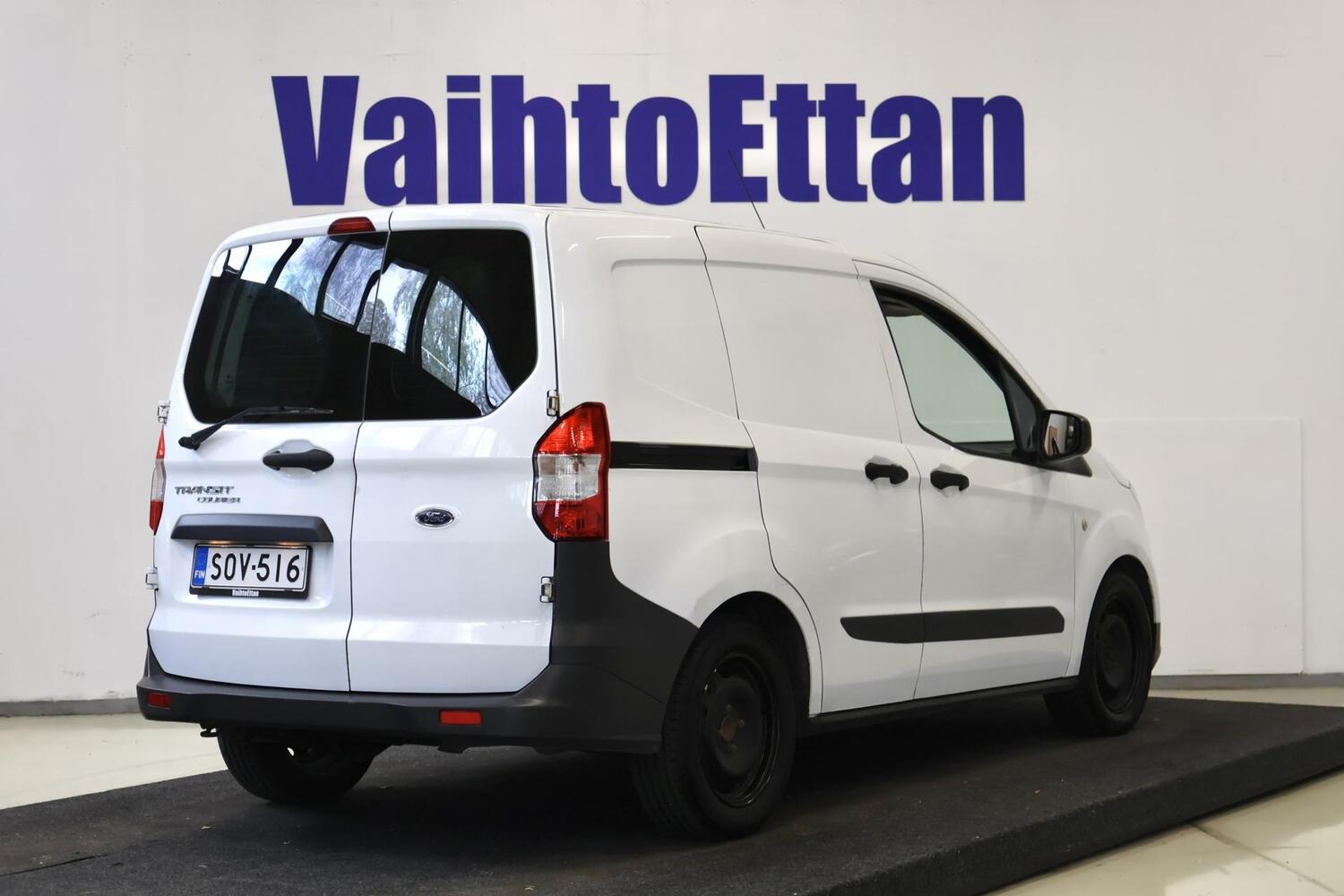 Ford Transit Courier vaihtoauto