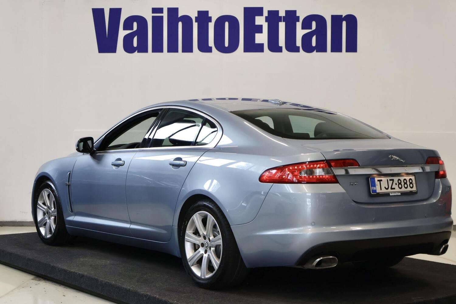 Jaguar XF vaihtoauto