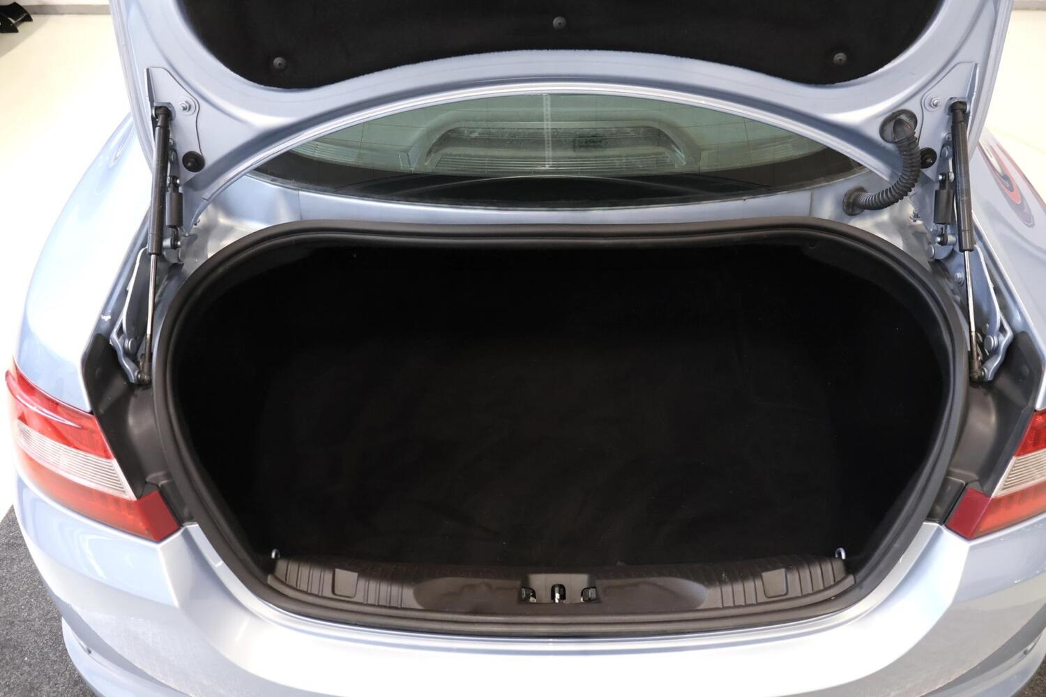 Jaguar XF vaihtoauto
