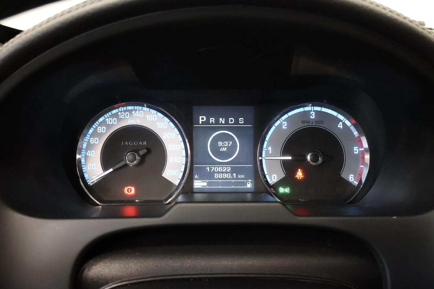 Jaguar XF vaihtoauto