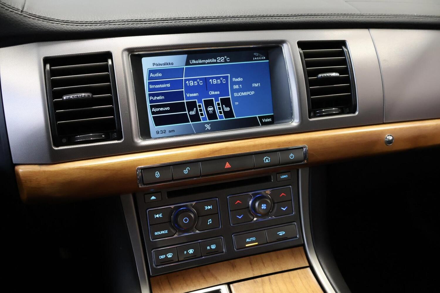 Jaguar XF vaihtoauto