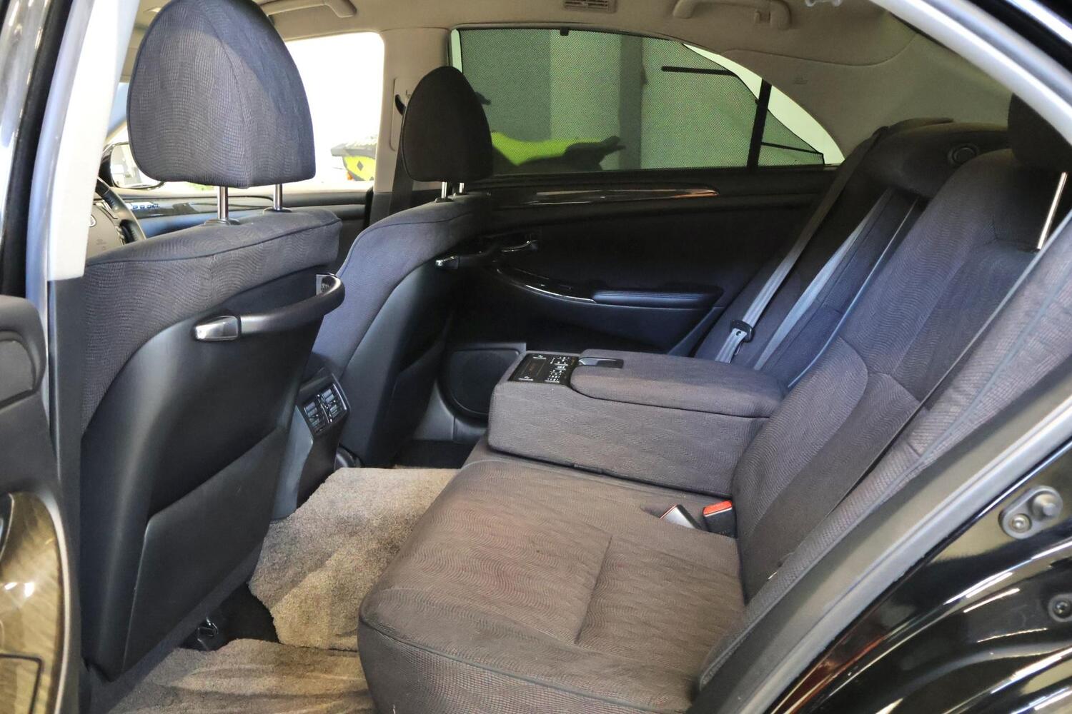 Toyota Crown vaihtoauto