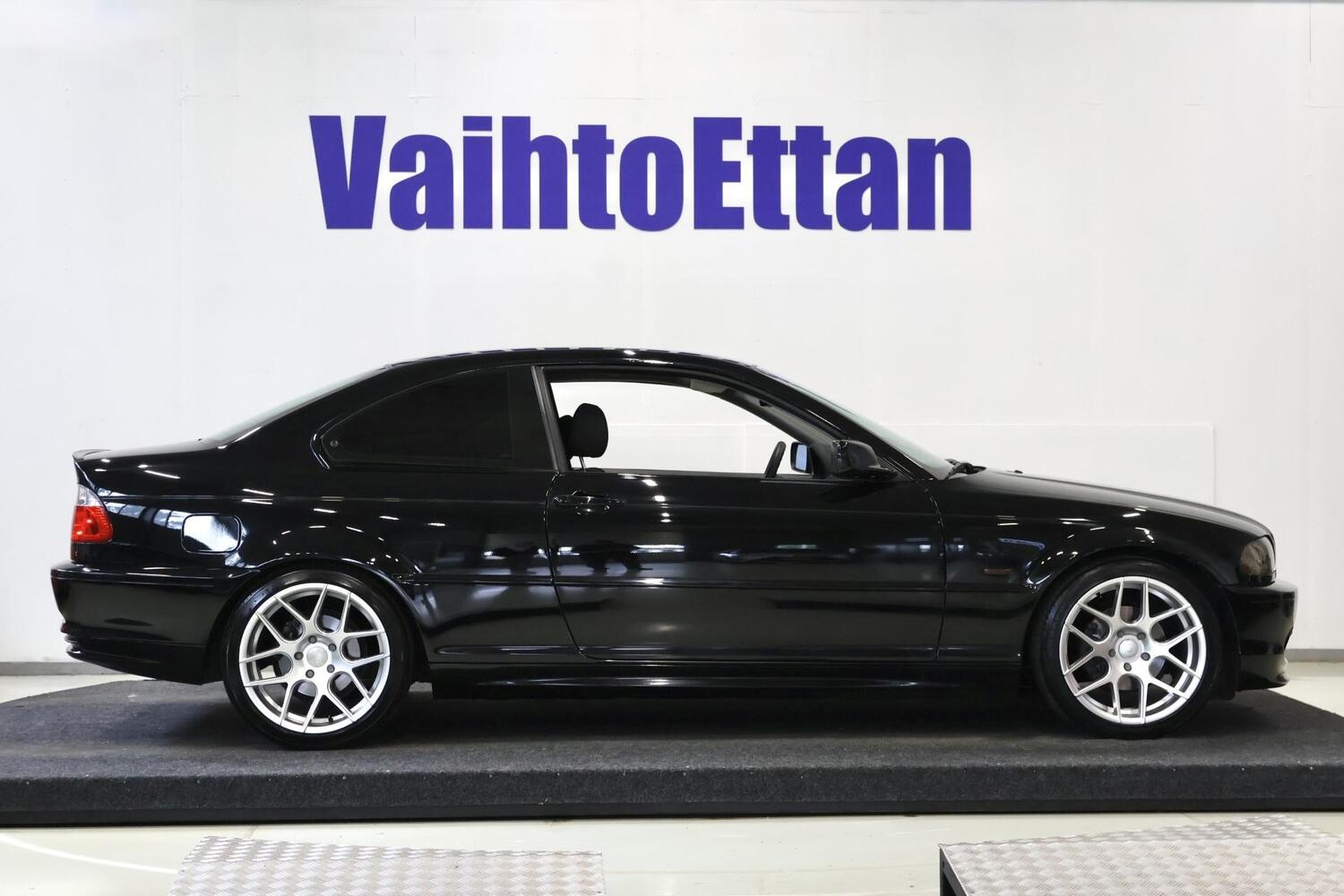 BMW 320 vaihtoauto
