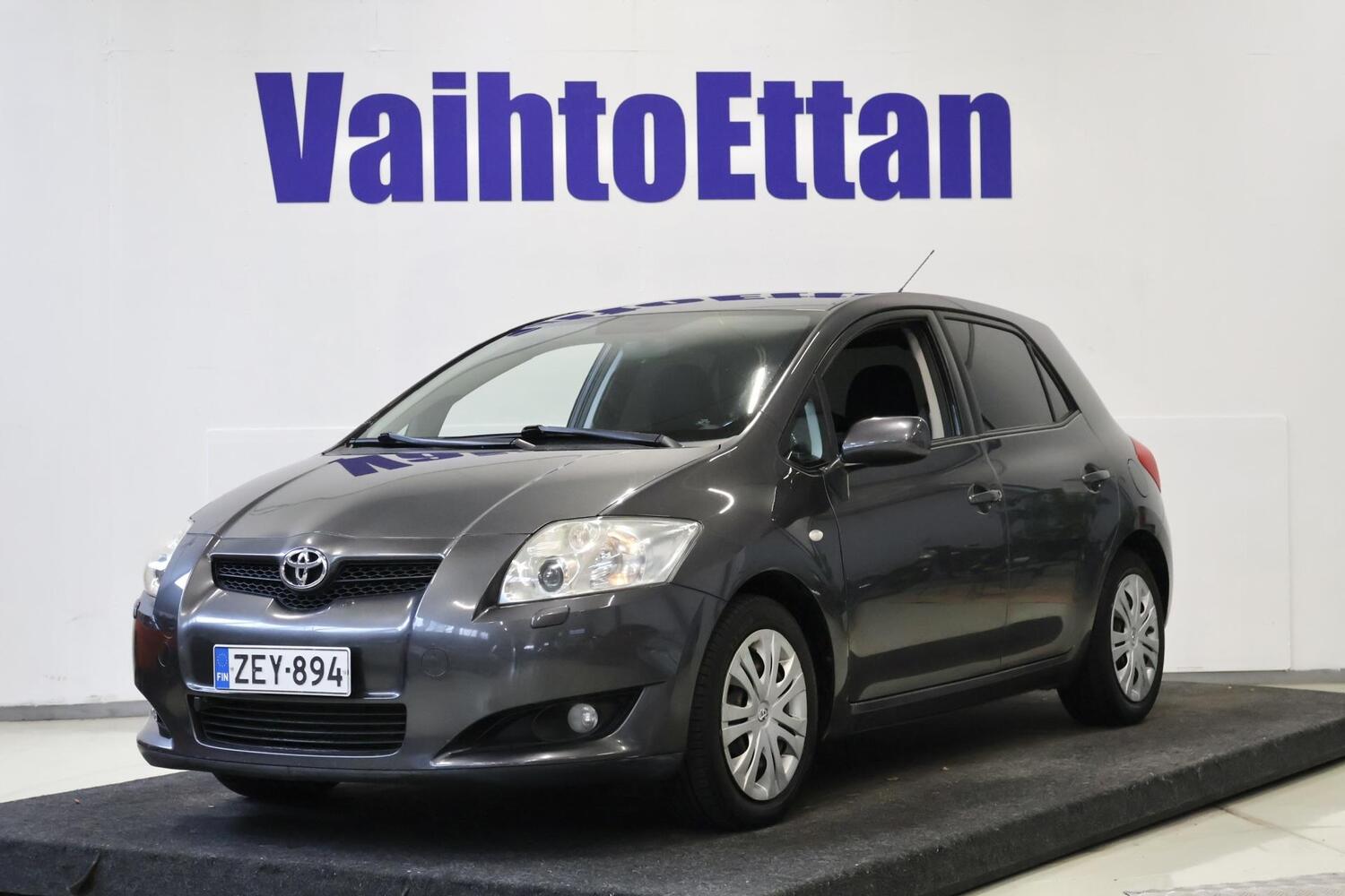 Toyota Auris vaihtoauto