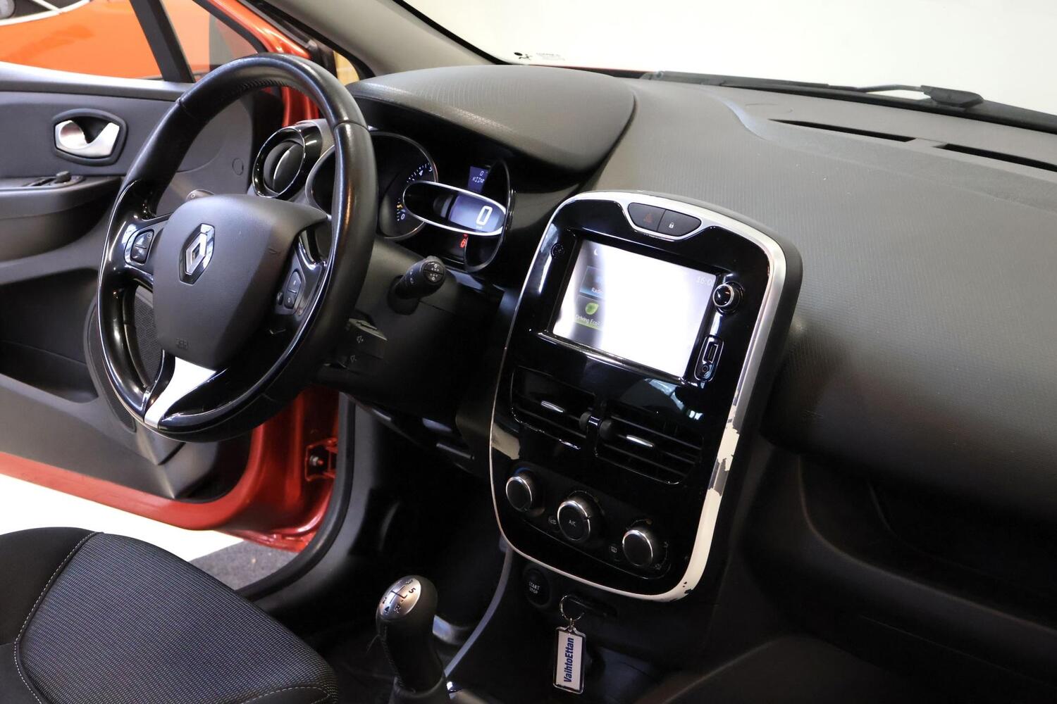 Renault Clio vaihtoauto