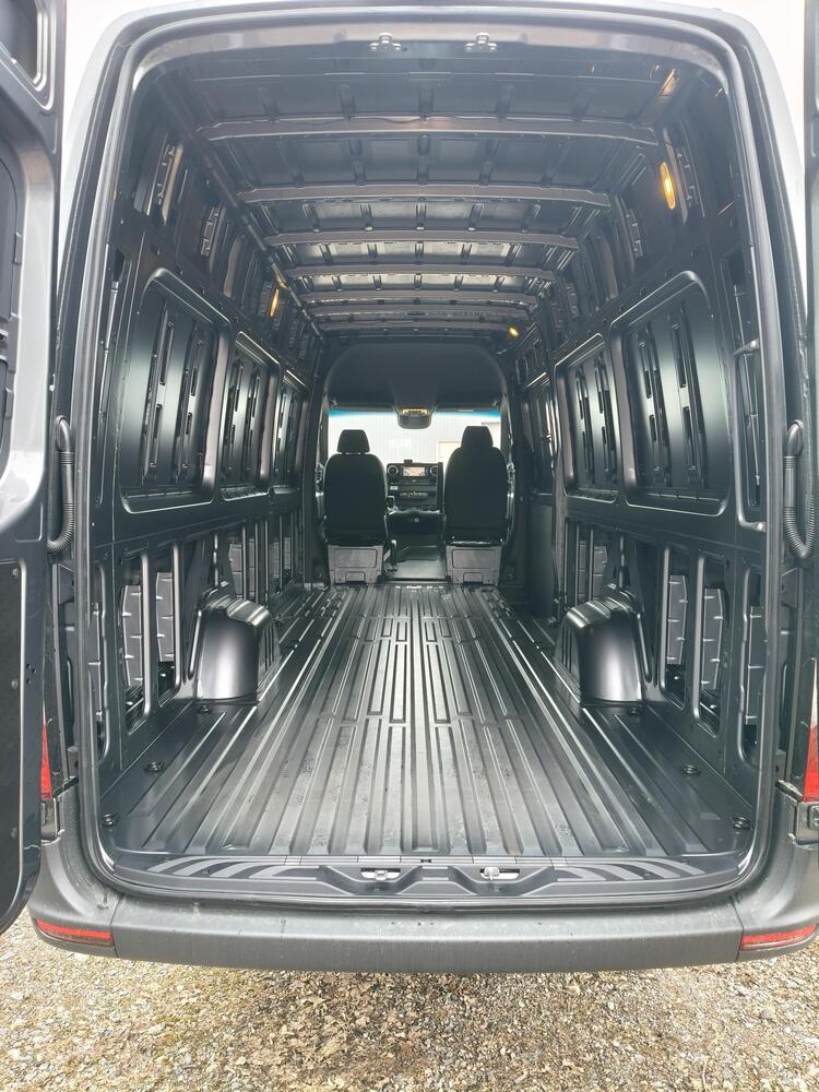 Mercedes-Benz Sprinter vaihtoauto