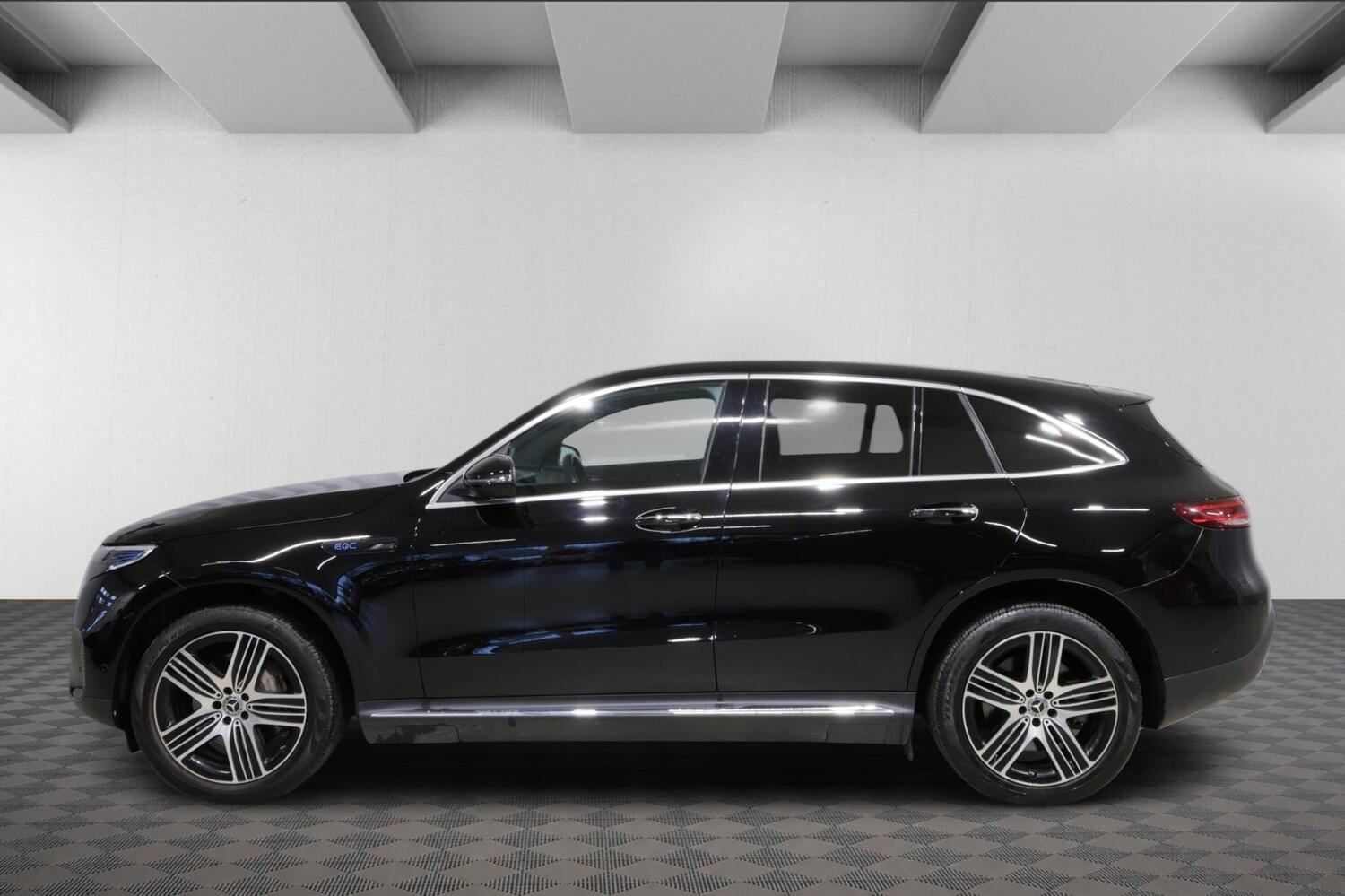 Mercedes-Benz EQC vaihtoauto