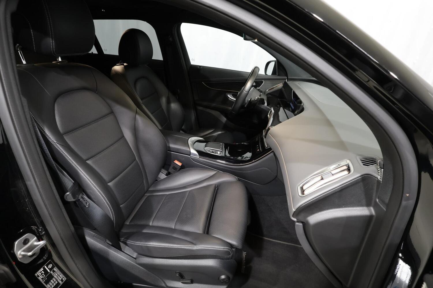 Mercedes-Benz EQC vaihtoauto