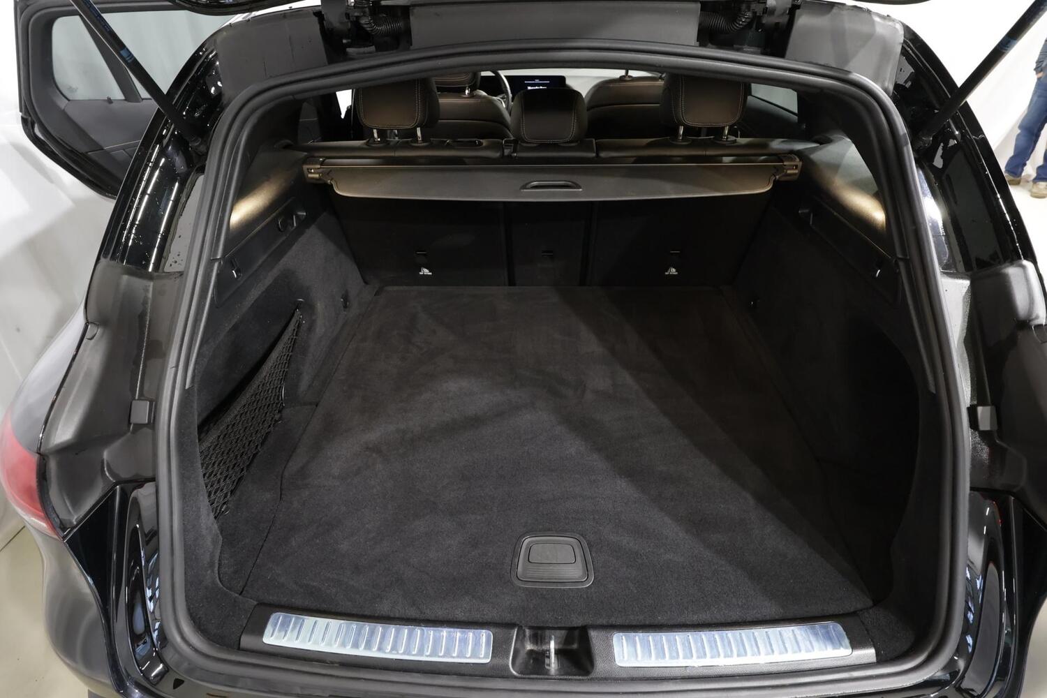 Mercedes-Benz EQC vaihtoauto