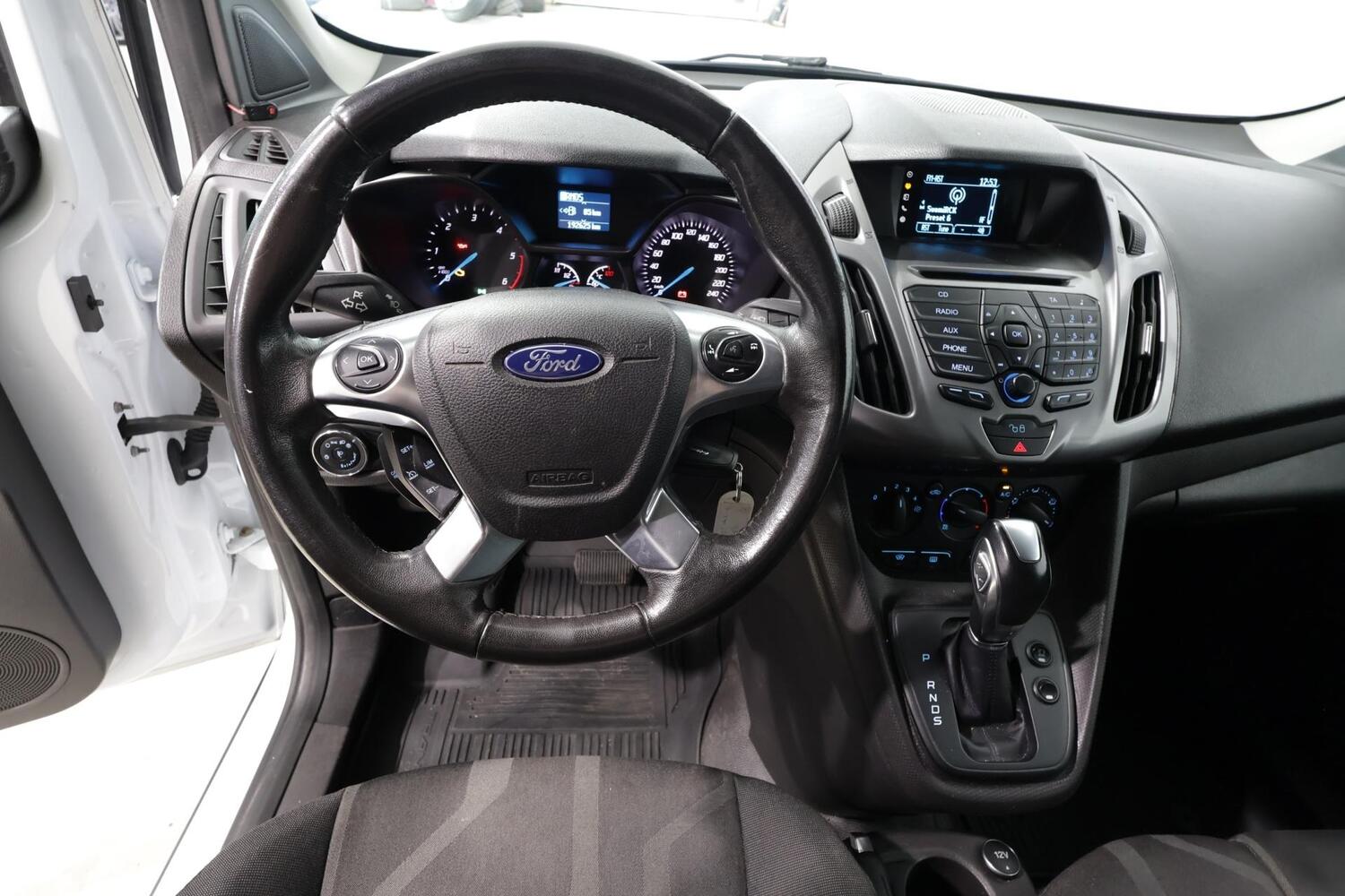 Ford Transit Connect vaihtoauto