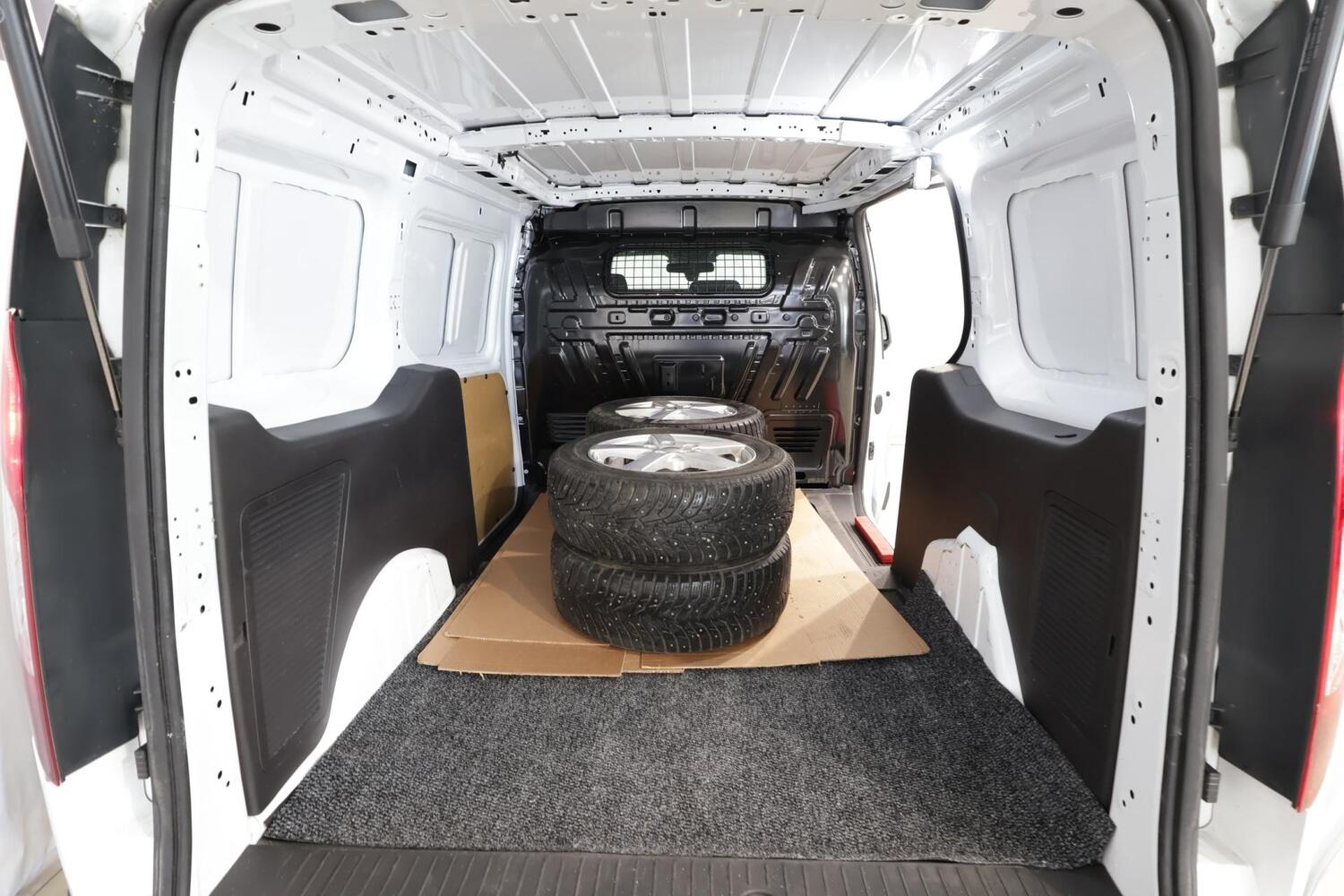 Ford Transit Connect vaihtoauto