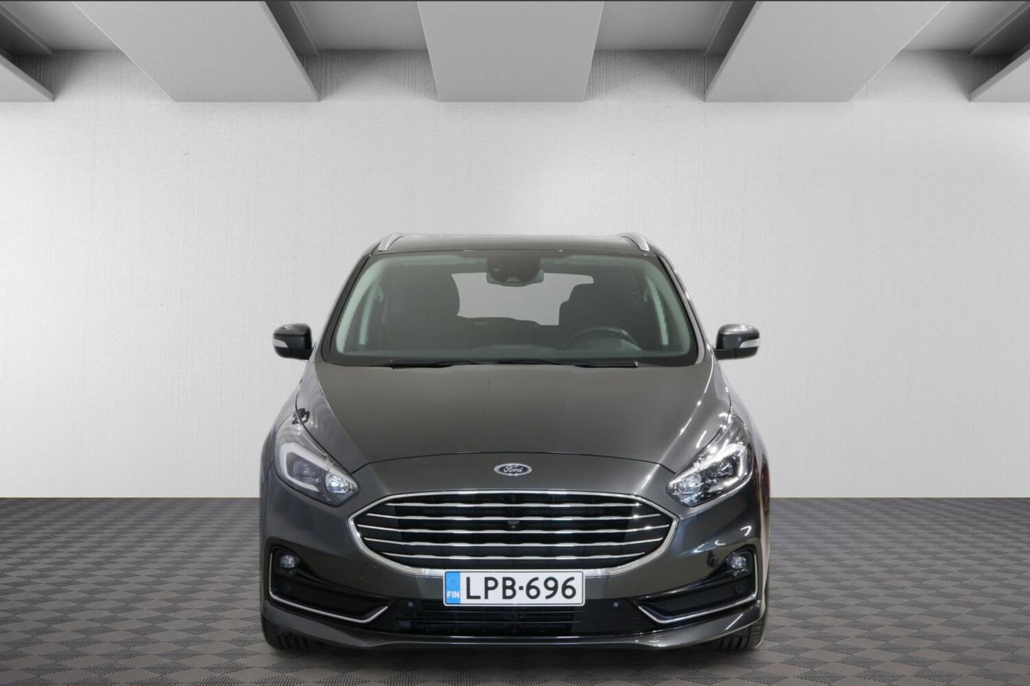Ford S-MAX vaihtoauto