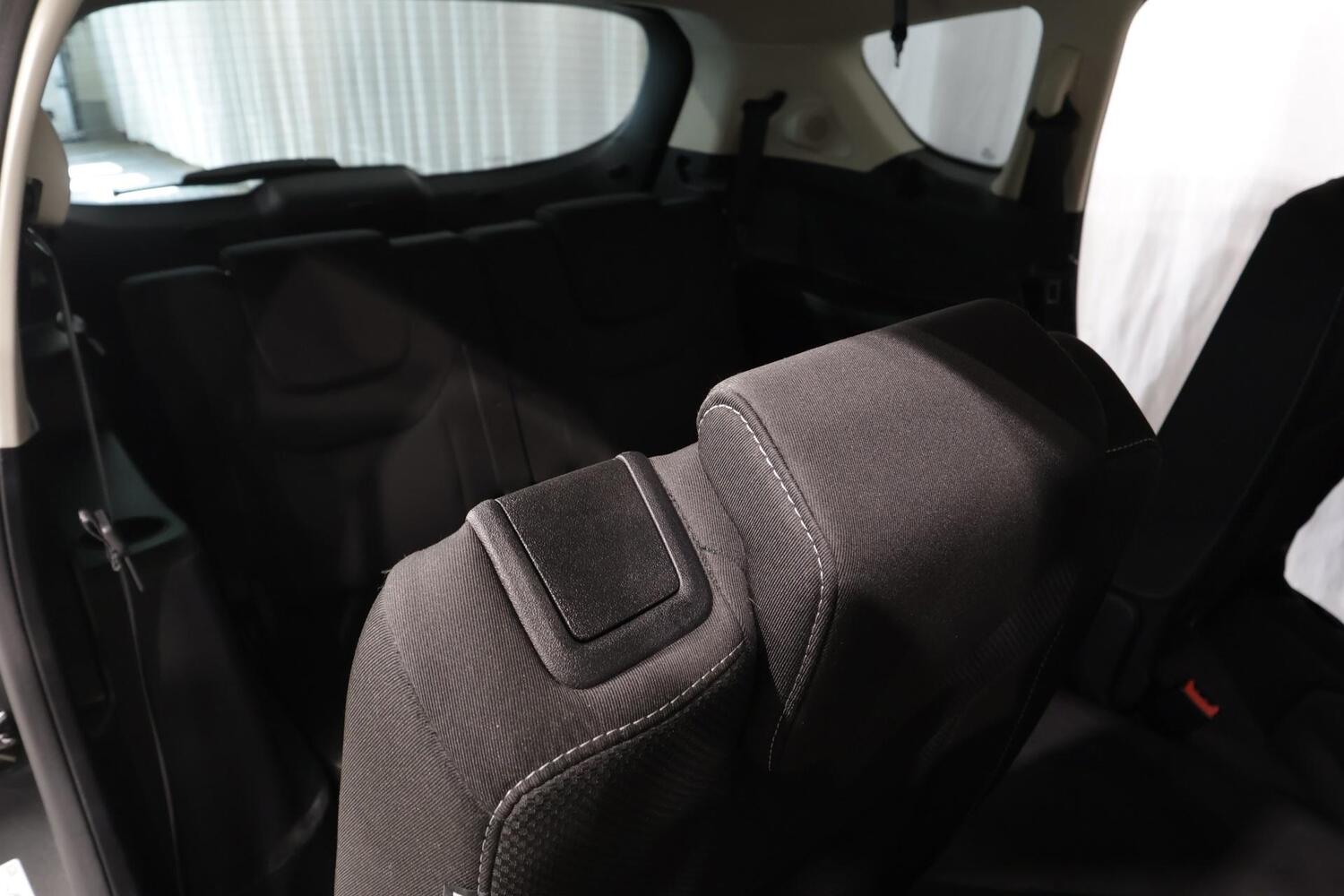 Ford S-MAX vaihtoauto