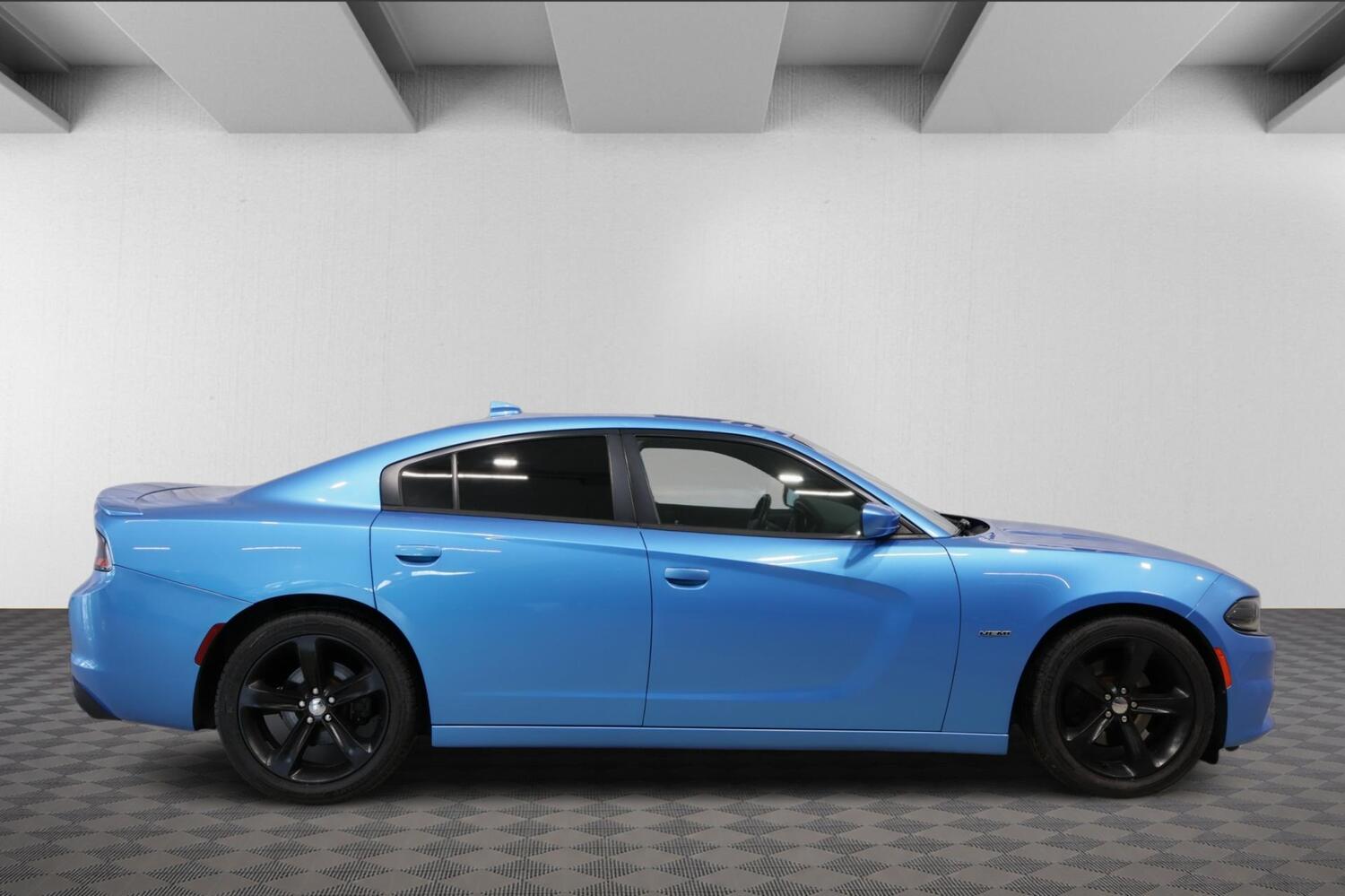 Dodge Charger vaihtoauto