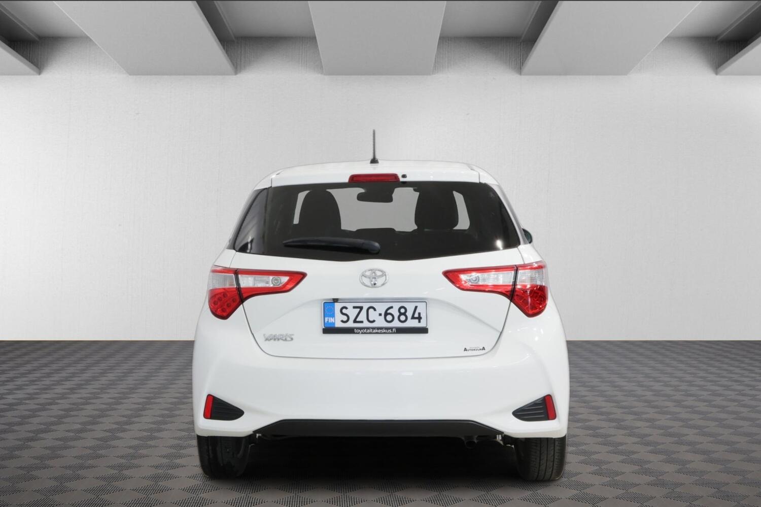 Toyota Yaris vaihtoauto