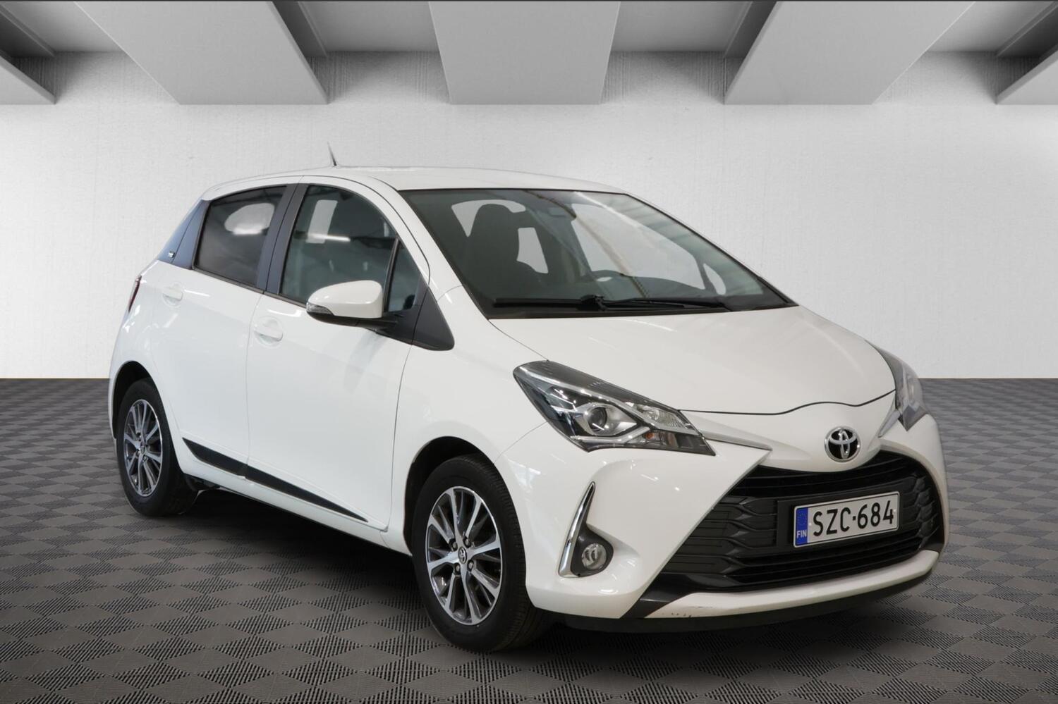 Toyota Yaris vaihtoauto