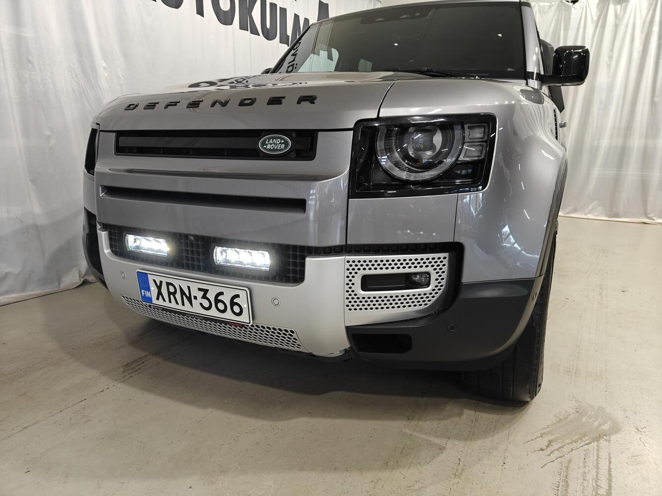 Land Rover Defender vaihtoauto
