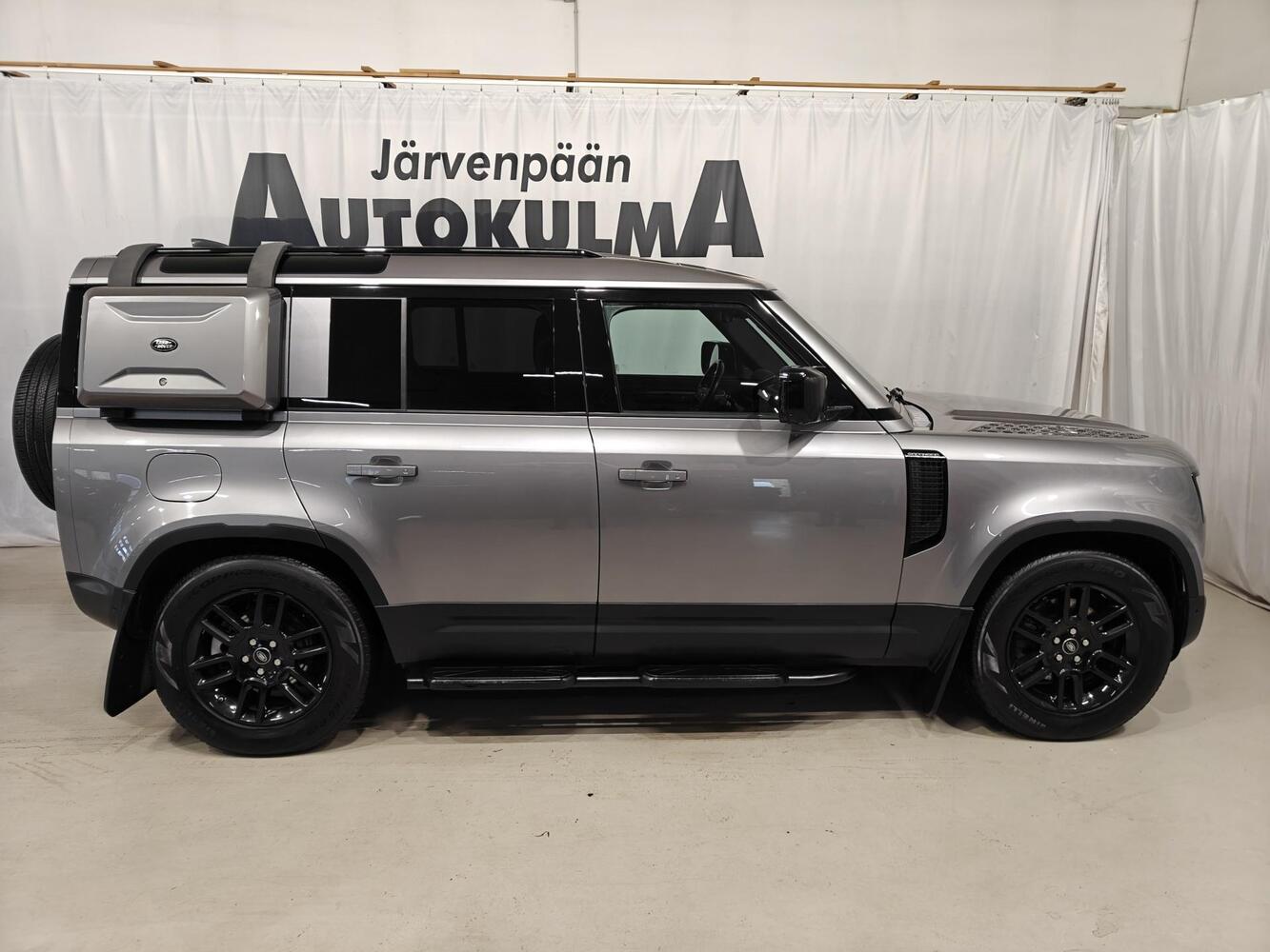 Land Rover Defender vaihtoauto