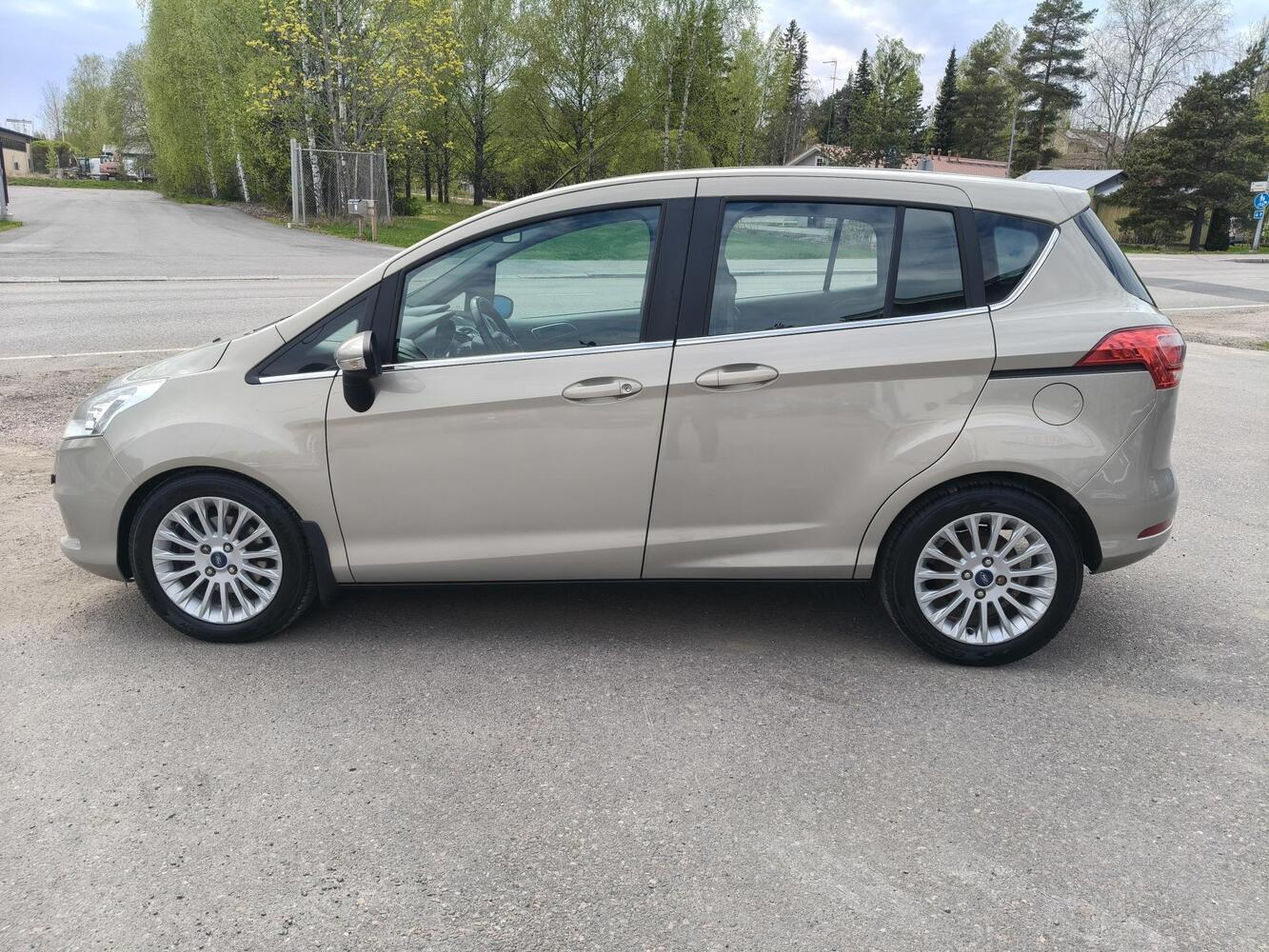 Ford B-Max vaihtoauto