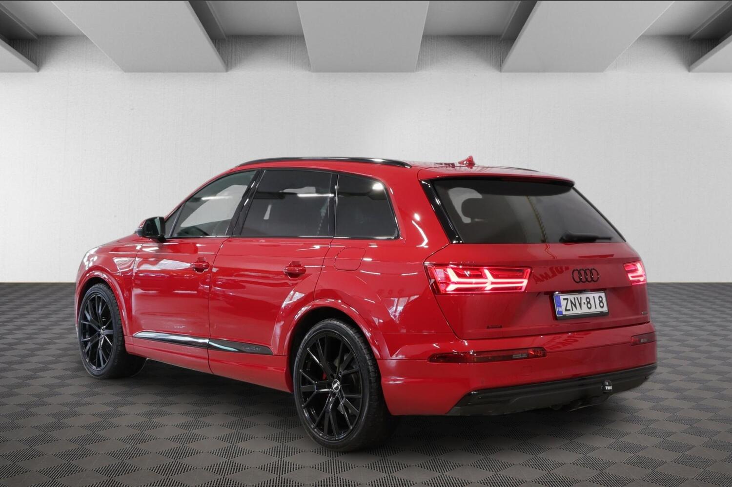 Audi Q7 vaihtoauto