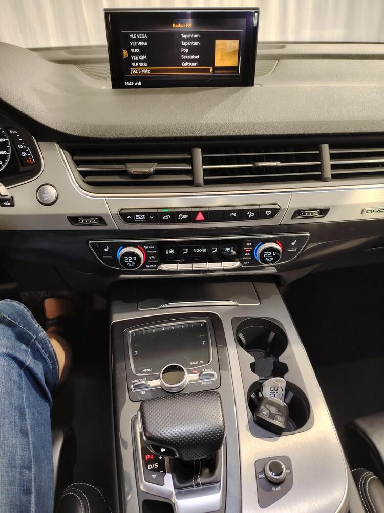 Audi Q7 vaihtoauto