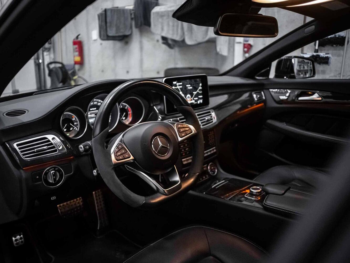 Mercedes-Benz CLS vaihtoauto