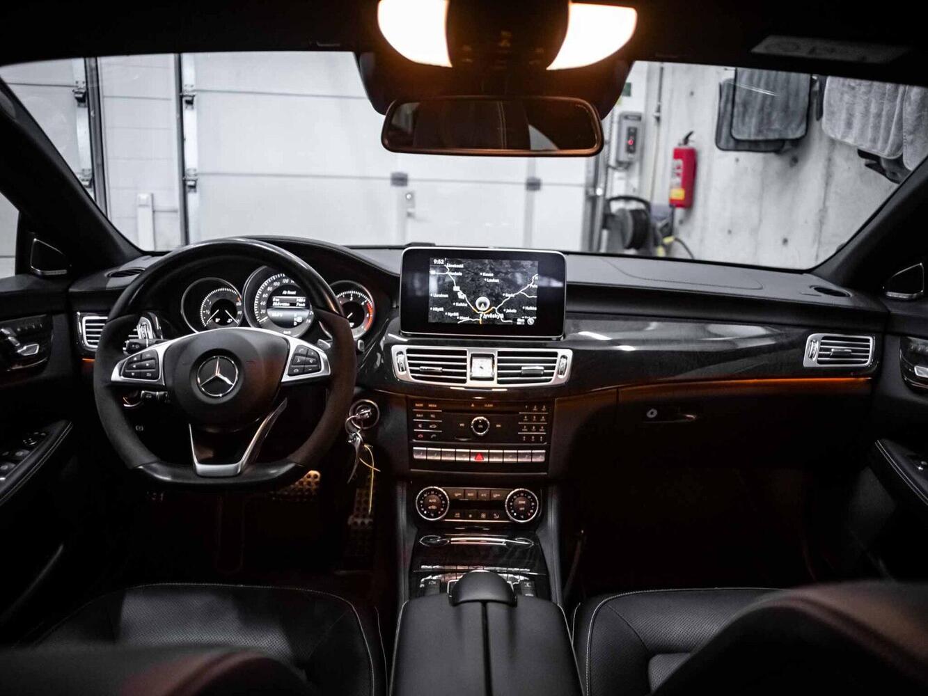 Mercedes-Benz CLS vaihtoauto
