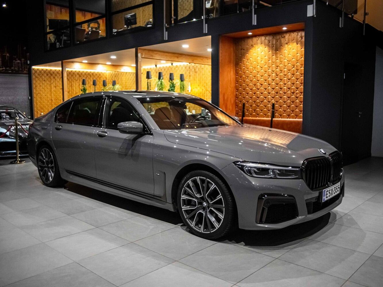 BMW 745 vaihtoauto