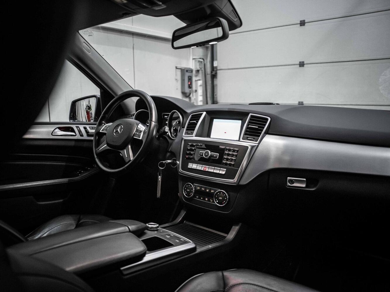 Mercedes-Benz ML vaihtoauto