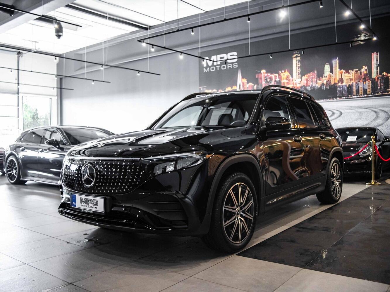 Mercedes-Benz EQB vaihtoauto