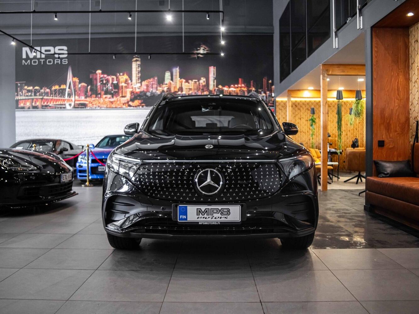 Mercedes-Benz EQB vaihtoauto