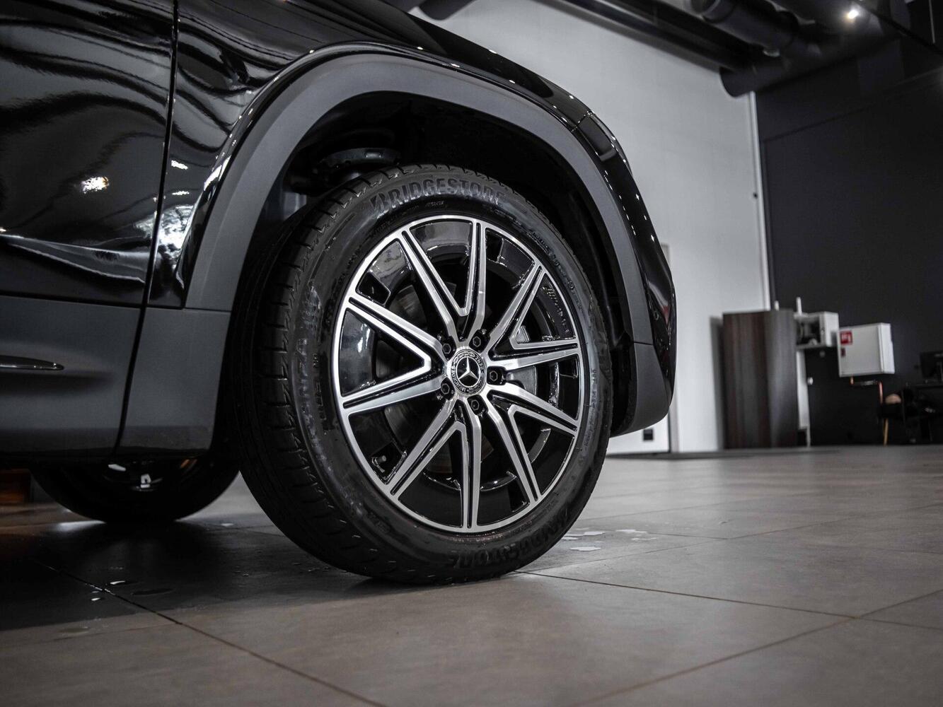 Mercedes-Benz EQB vaihtoauto