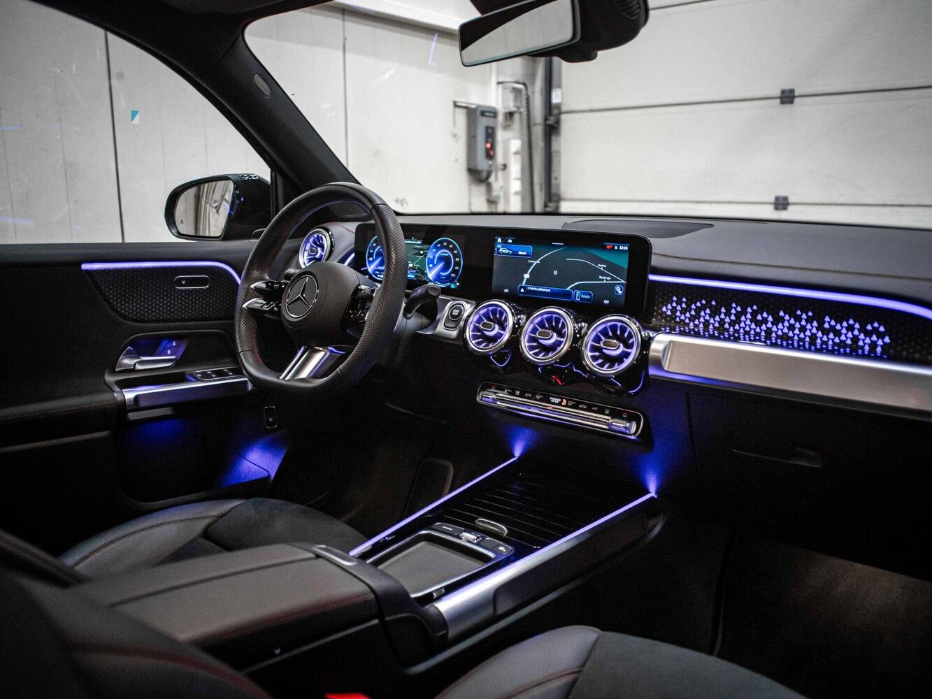 Mercedes-Benz EQB vaihtoauto
