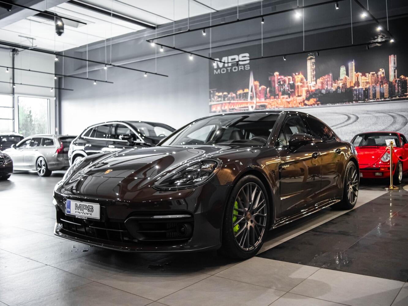 Porsche Panamera vaihtoauto