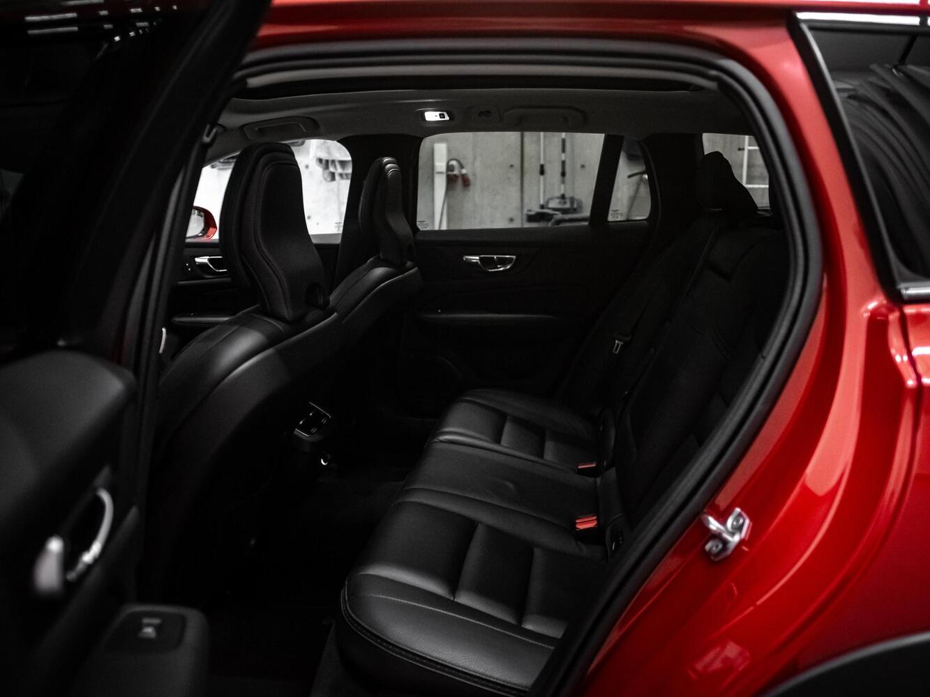Volvo V60 Cross Country vaihtoauto