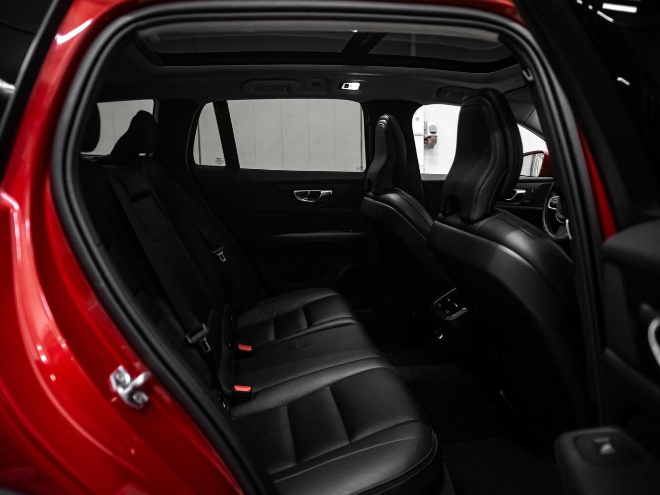 Volvo V60 Cross Country vaihtoauto