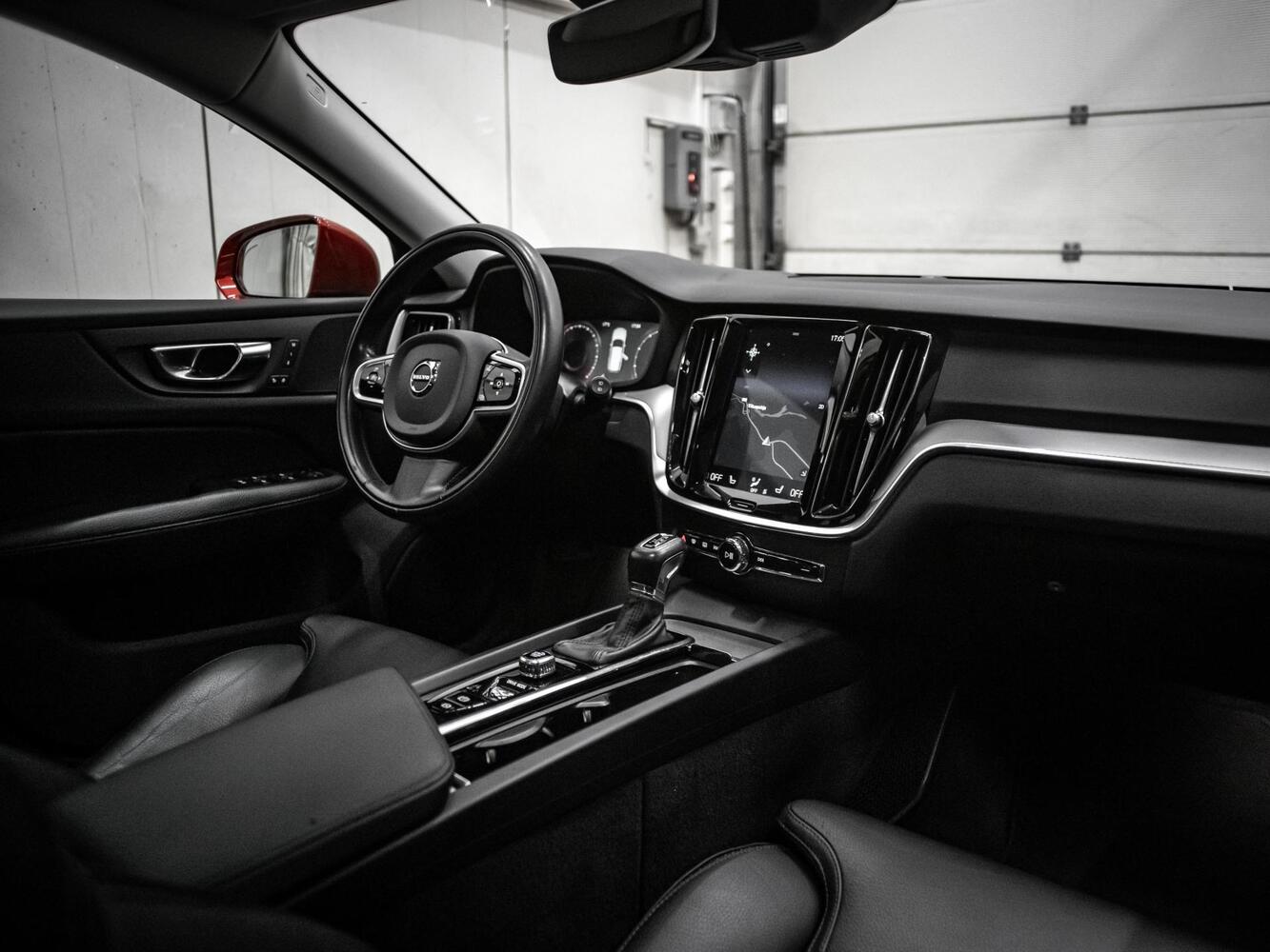 Volvo V60 Cross Country vaihtoauto