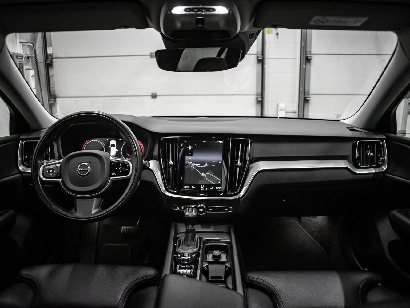 Volvo V60 Cross Country vaihtoauto
