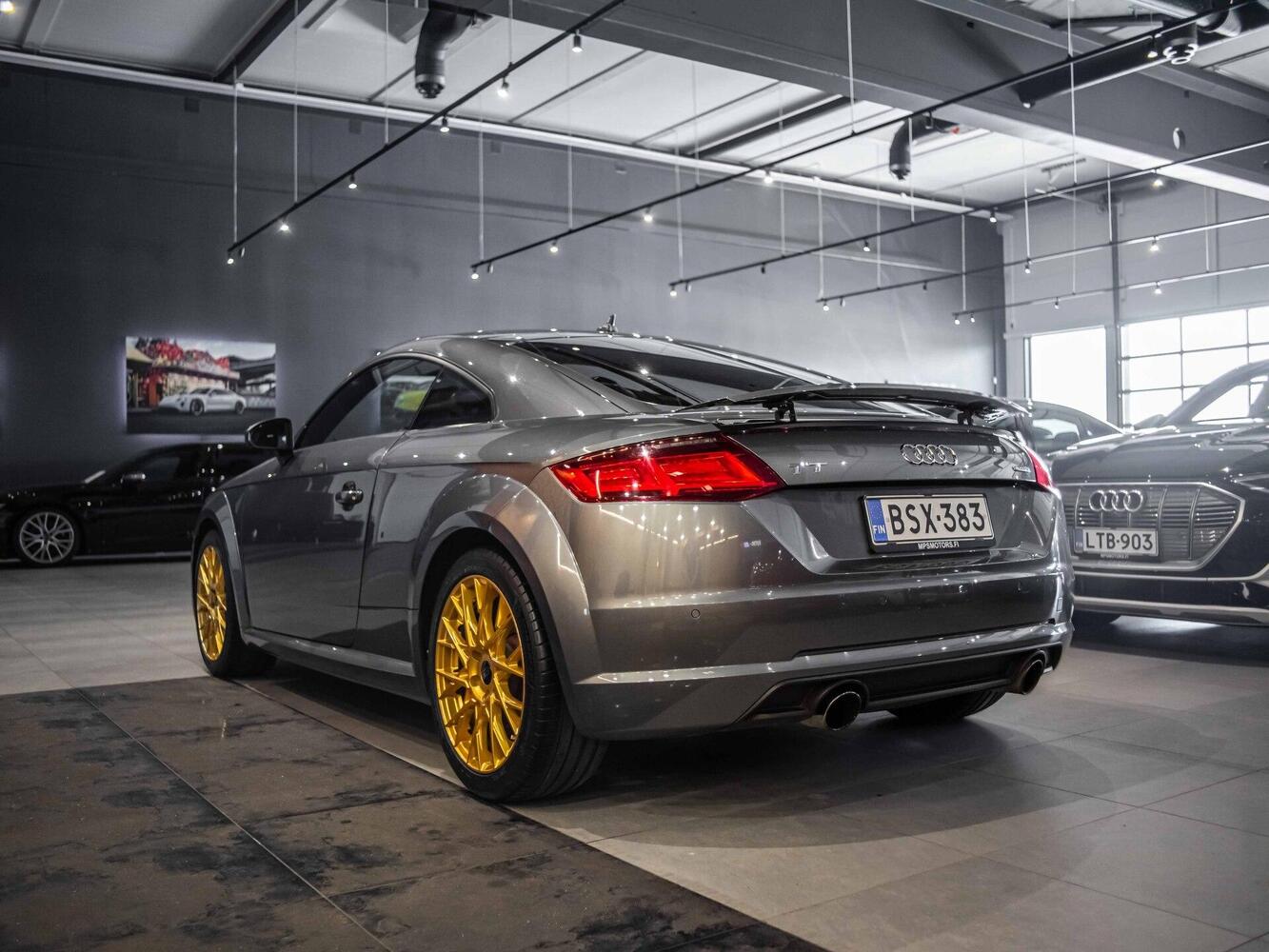 Audi TT vaihtoauto