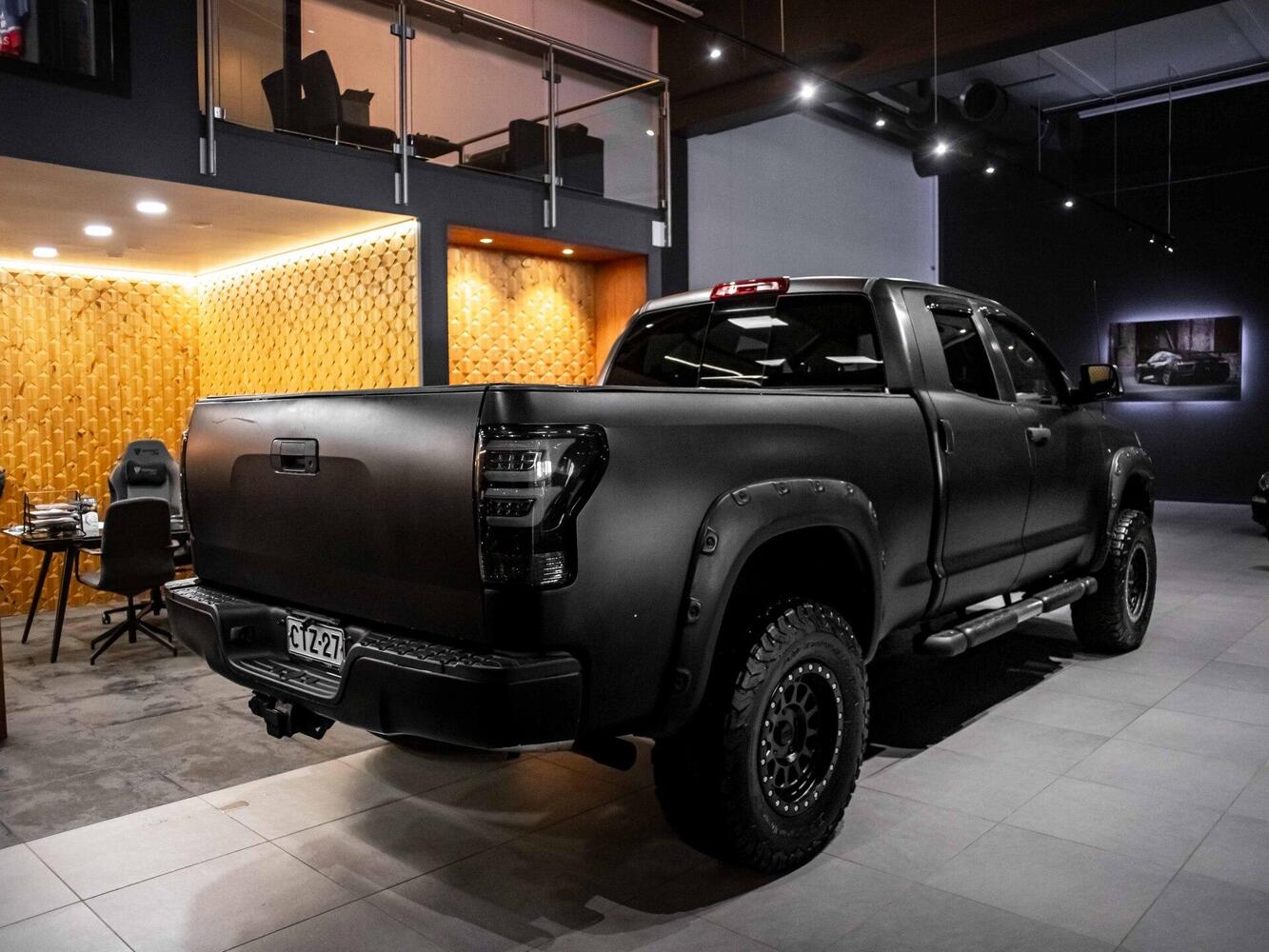 Toyota Tundra vaihtoauto