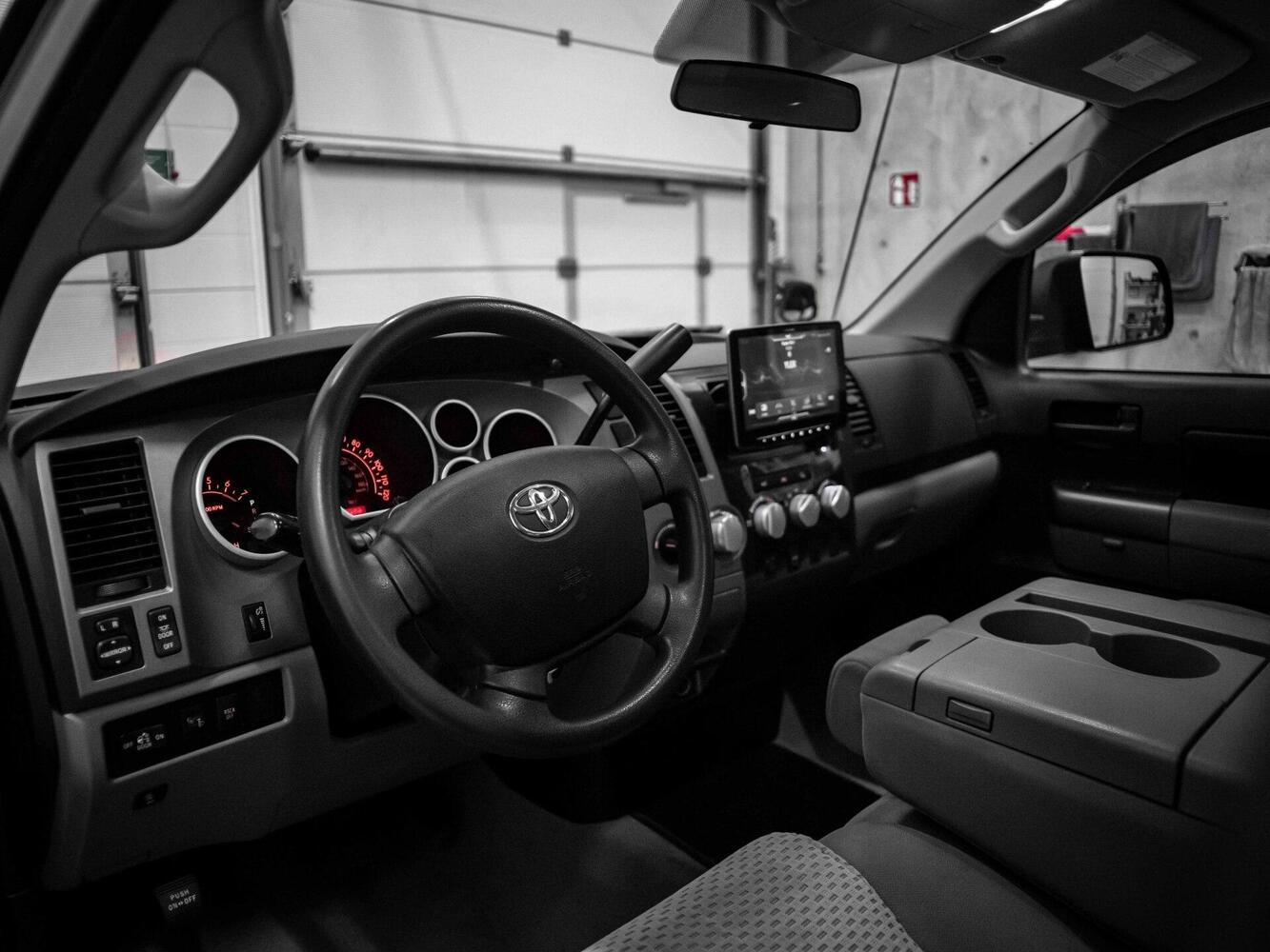 Toyota Tundra vaihtoauto
