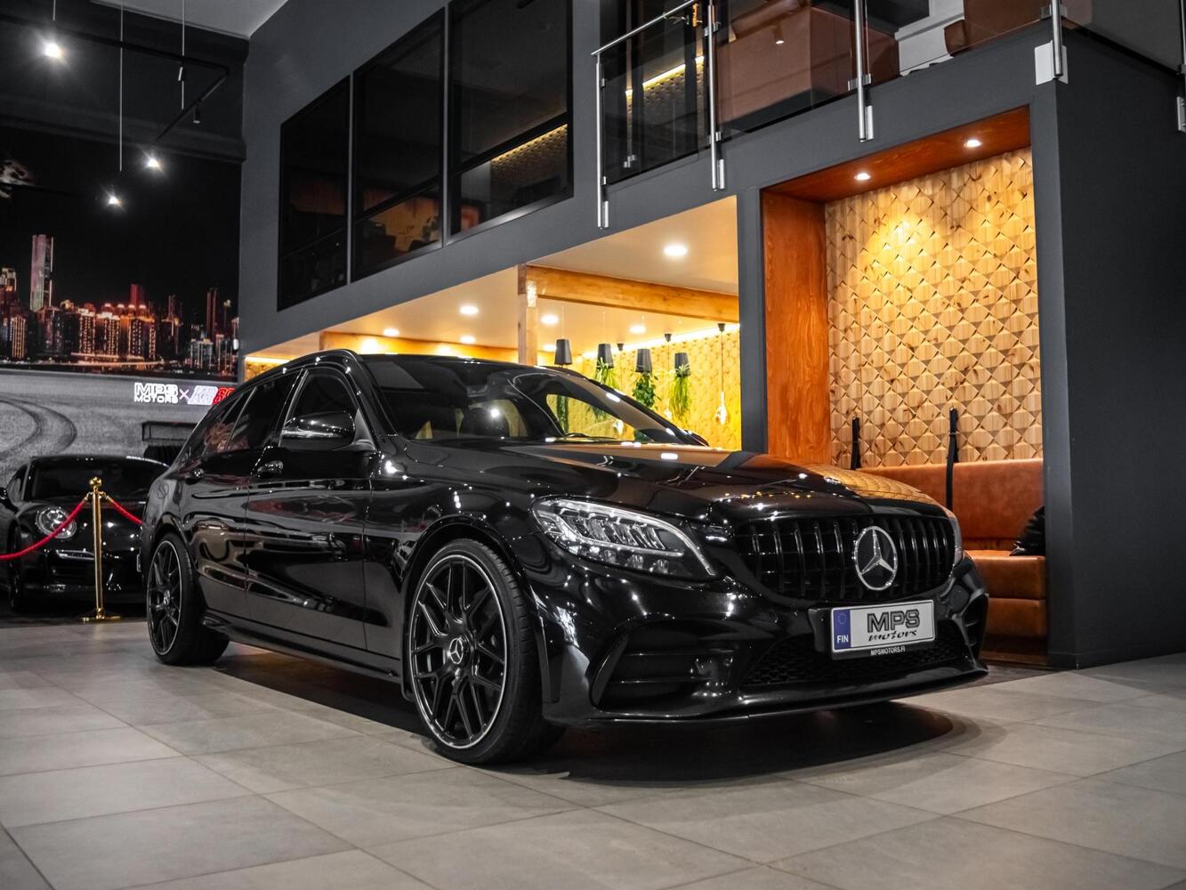 Mercedes-Benz C vaihtoauto